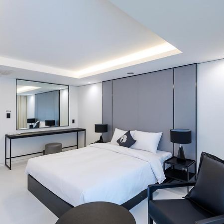 Hotel The Designers Yeouido Сеул Екстер'єр фото