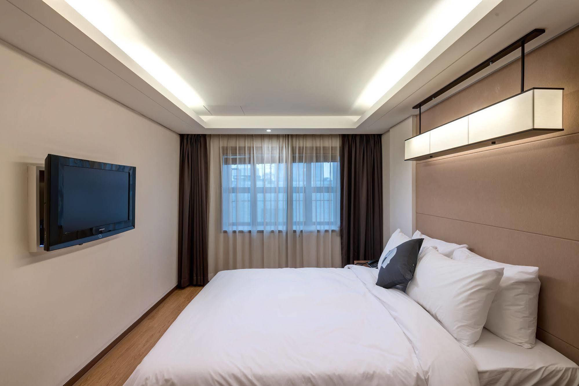 Hotel The Designers Yeouido Сеул Екстер'єр фото