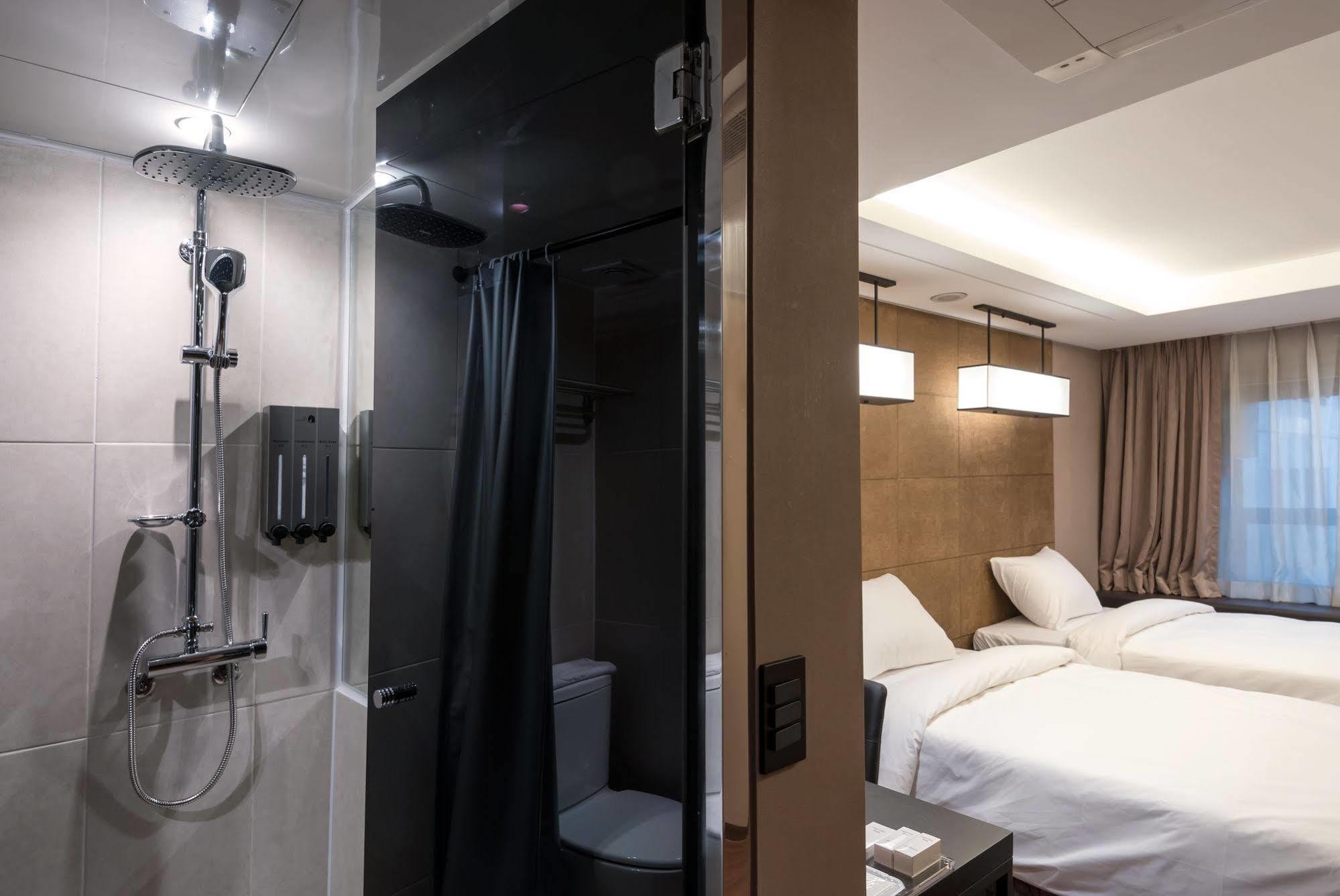 Hotel The Designers Yeouido Сеул Екстер'єр фото