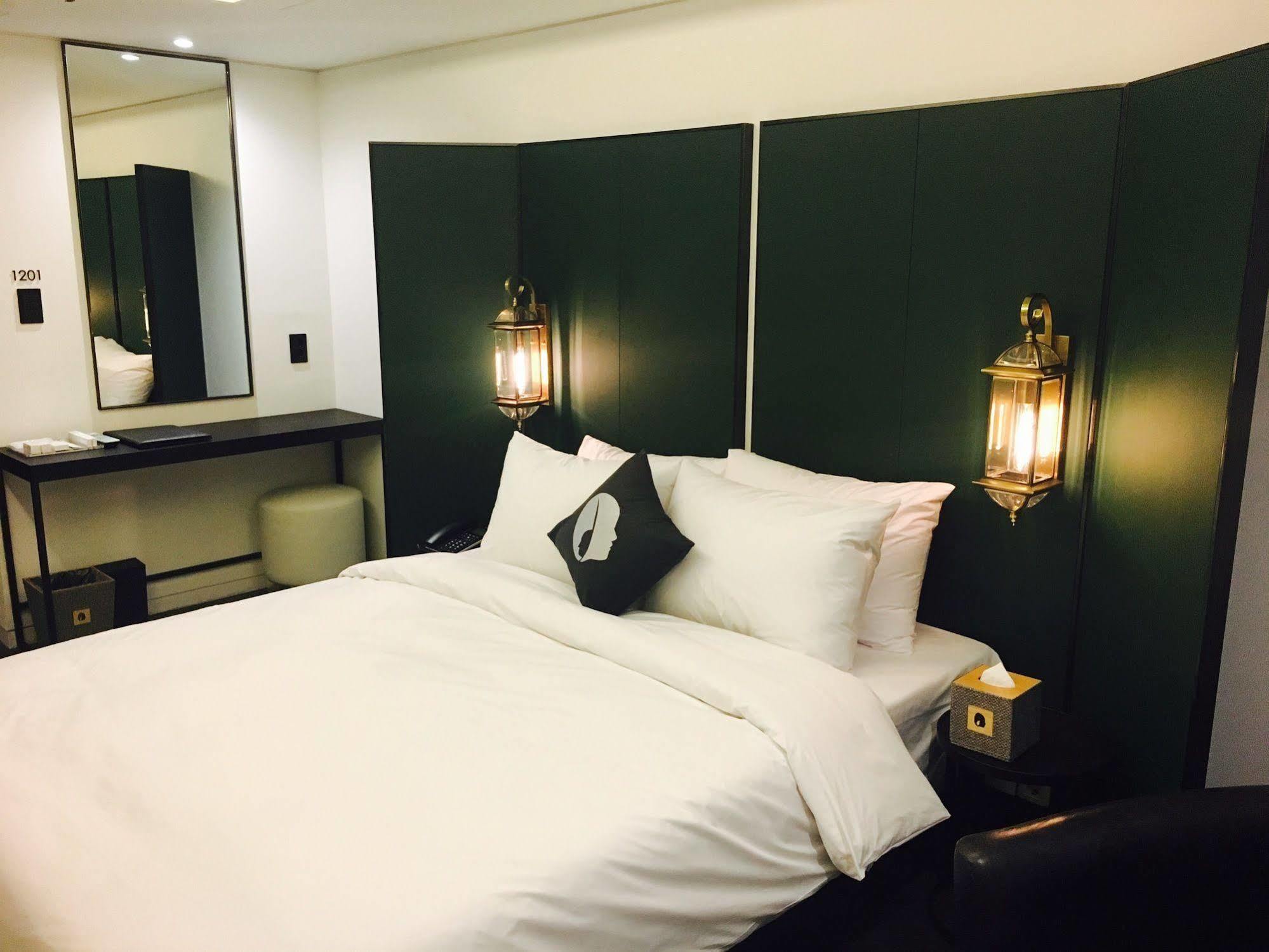 Hotel The Designers Yeouido Сеул Екстер'єр фото