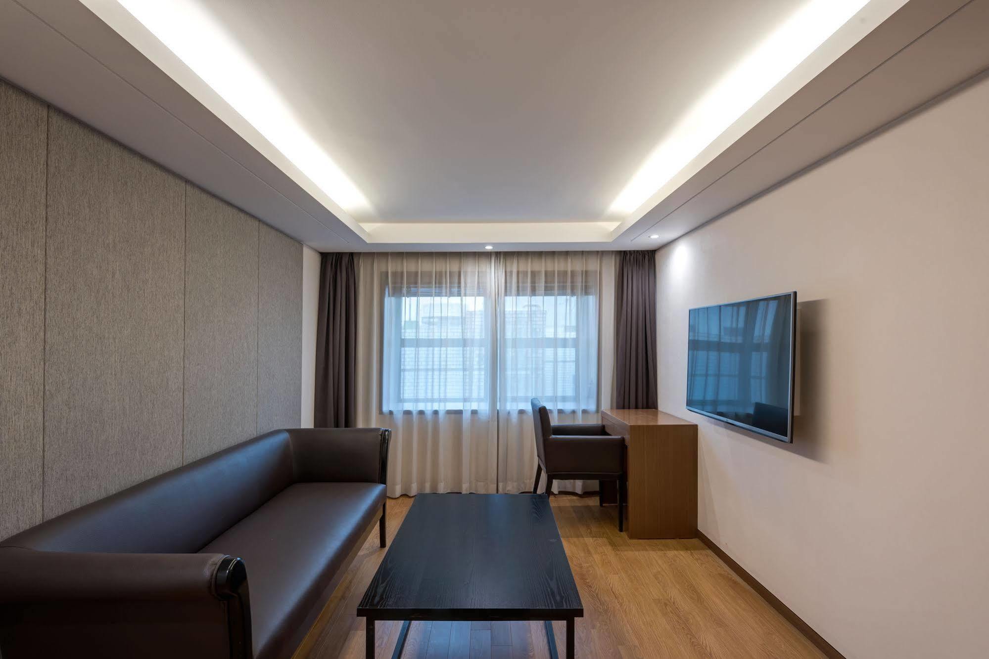 Hotel The Designers Yeouido Сеул Екстер'єр фото